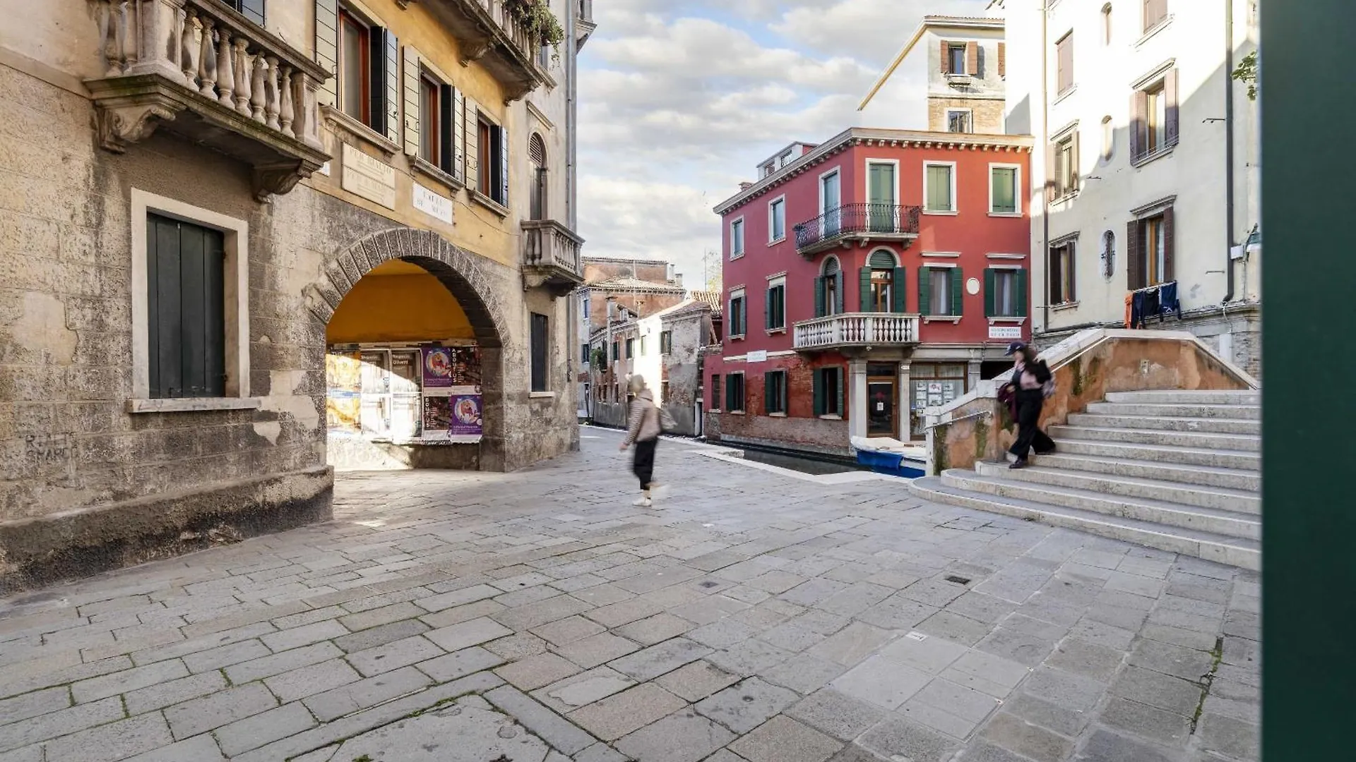 Santa Lucia Canal View By Wonderful Italy Венеция Апартаменты